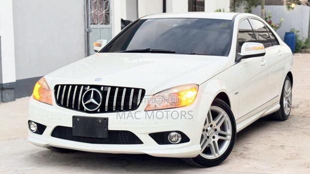 Mercedes-Benz C-Class C 200 Kompressor (W204) 2008 White
