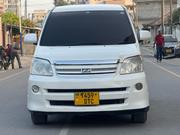 Toyota Noah 2005 White for sale