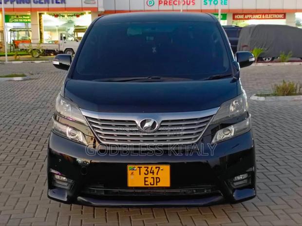 Toyota Alphard 2.4 Hybrid AWD 2009 Brown