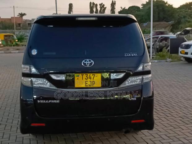 Toyota Alphard 2.4 Hybrid AWD 2009 Brown