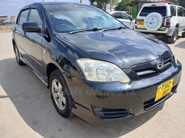 Toyota Corolla RunX 1.5 X FWD 2004 Black