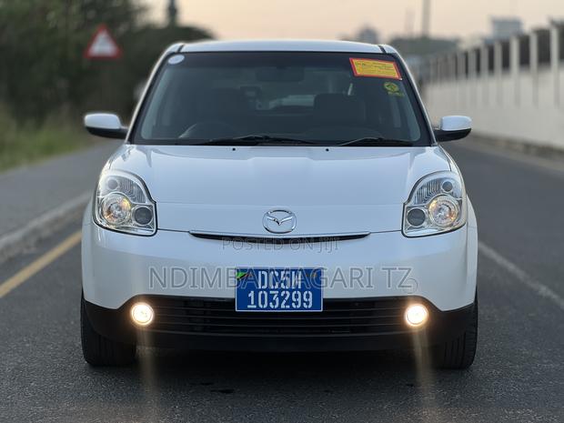 Mazda Verisa 2008 White