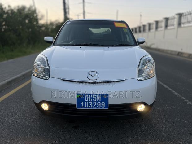 Mazda Verisa 2008 White