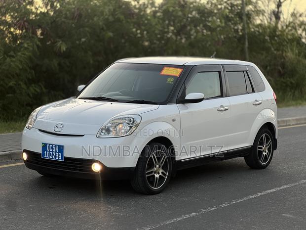 Mazda Verisa 2008 White