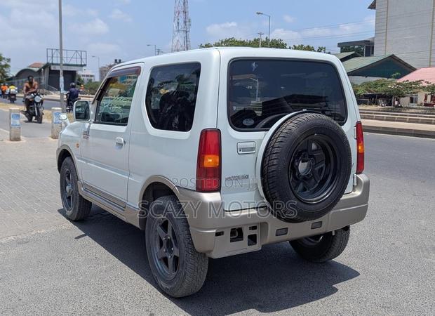 Suzuki Jimny 2001 Silver