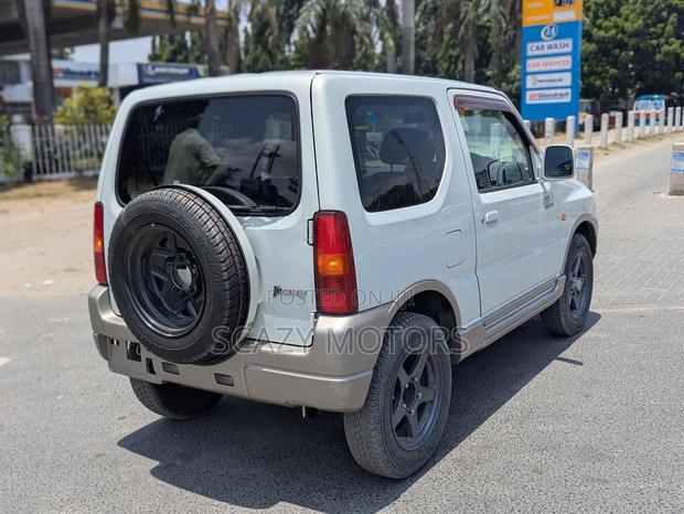 Suzuki Jimny 2001 Silver