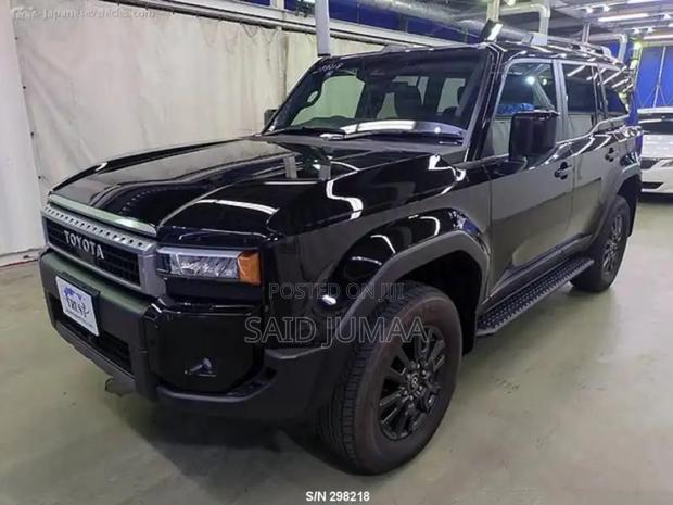 Toyota Land Cruiser Prado 2024 Black