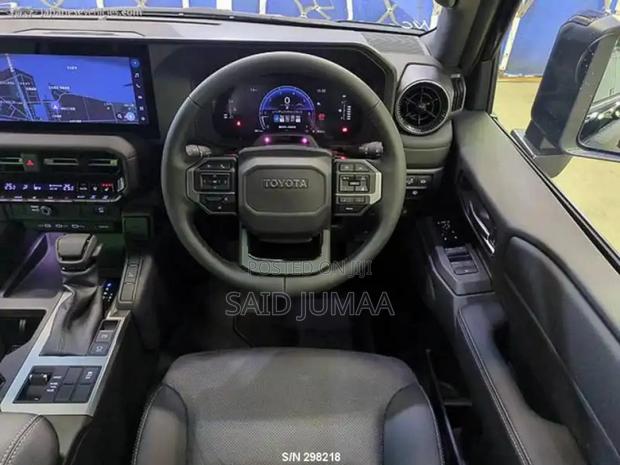 Toyota Land Cruiser Prado 2024 Black