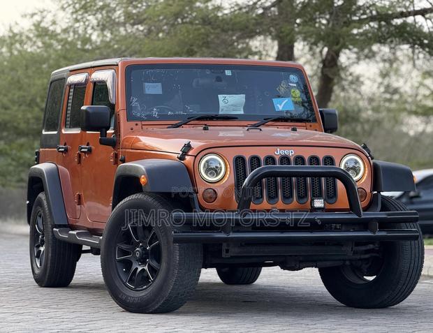 Jeep Wrangler 2014 Orange