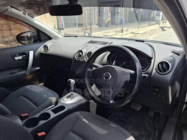 Nissan Dualis 2011 White