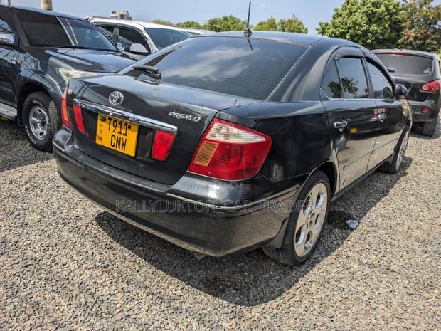 Toyota Premio 2004 Black