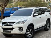 Toyota Fortuner 2.4 D AWD 2018 White for sale