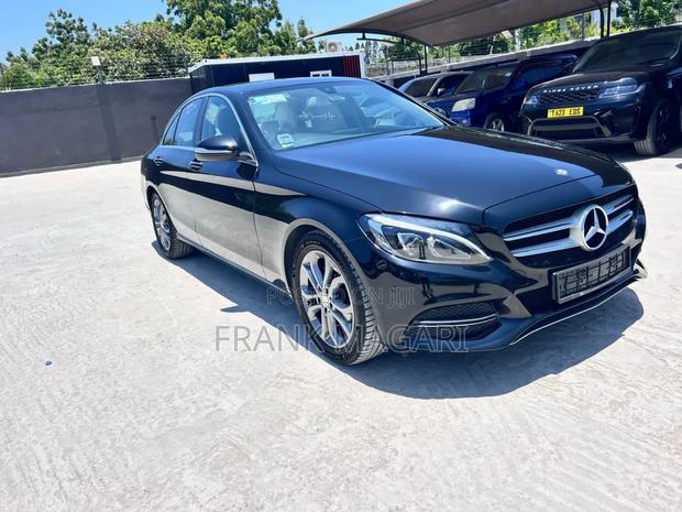 Mercedes-Benz C180 2015 Black