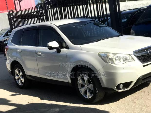 Subaru Forester 2009 White