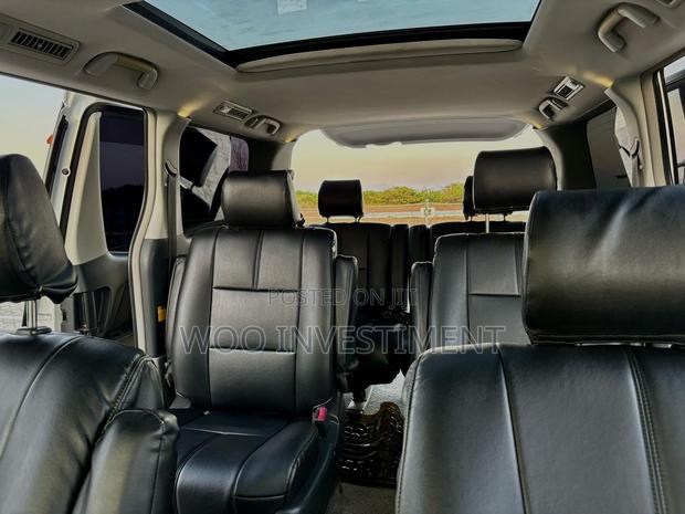 Toyota Alphard 2007 White