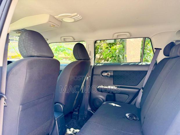Toyota Corolla Rumion Hatchback 1.5 FWD 2009 Black