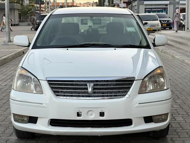 Toyota Premio 2004 White
