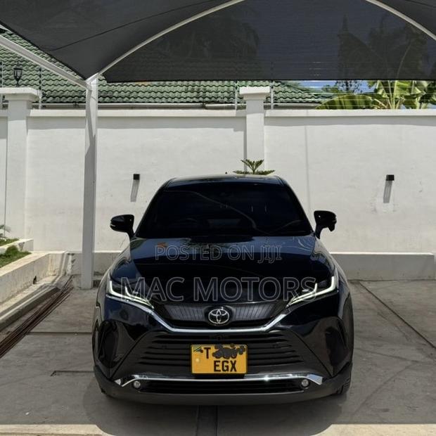 Toyota Harrier 2023 Black