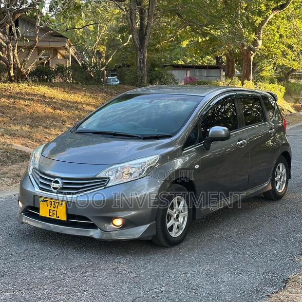 Nissan Note 2013 Silver