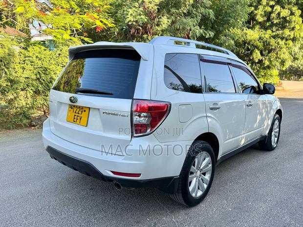 Subaru Forester 2.0D XS 2011 White