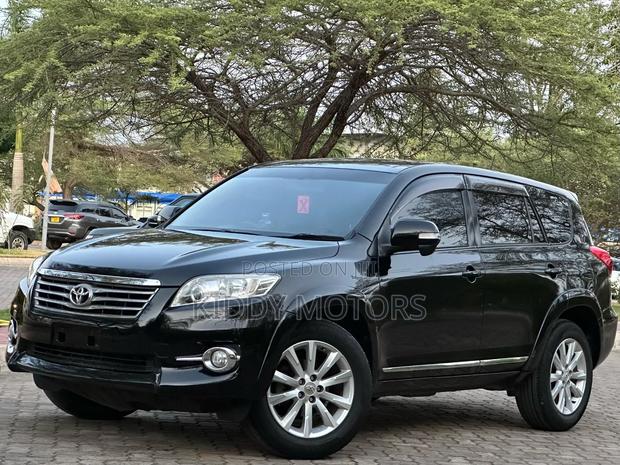 Toyota Vanguard 2011 Black