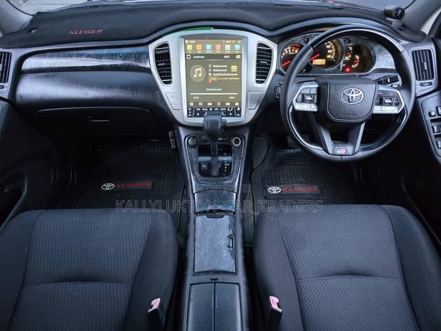 Toyota Kluger 2006 Black
