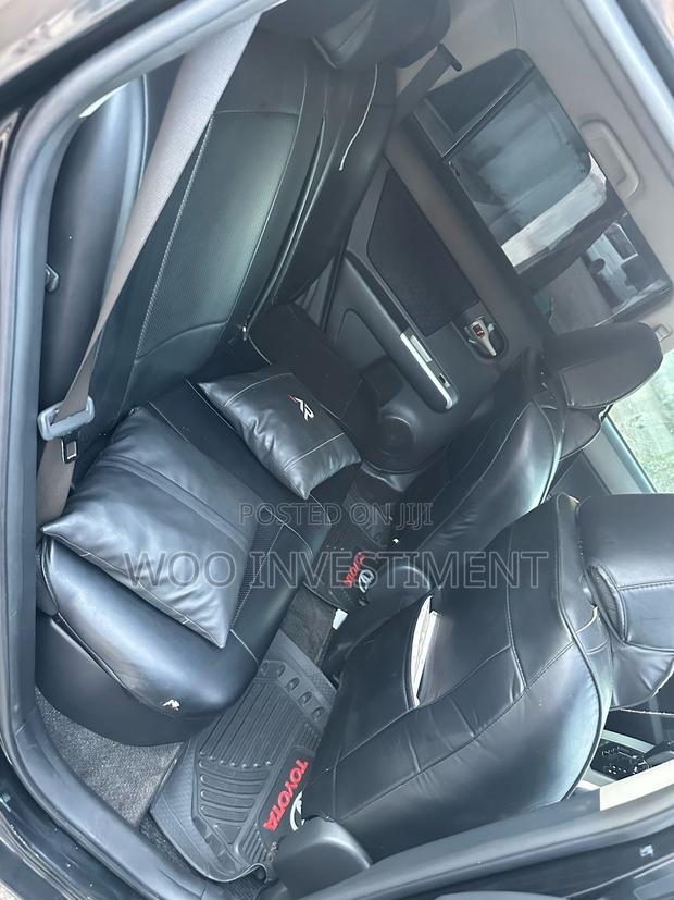 Toyota Corolla Rumion 2008 Black