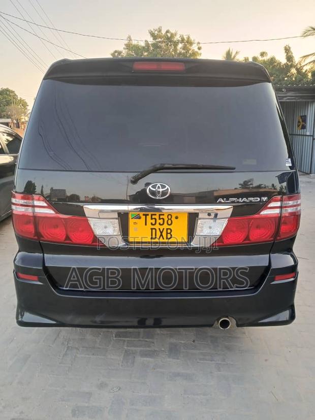 Toyota Alphard 2006 Gray
