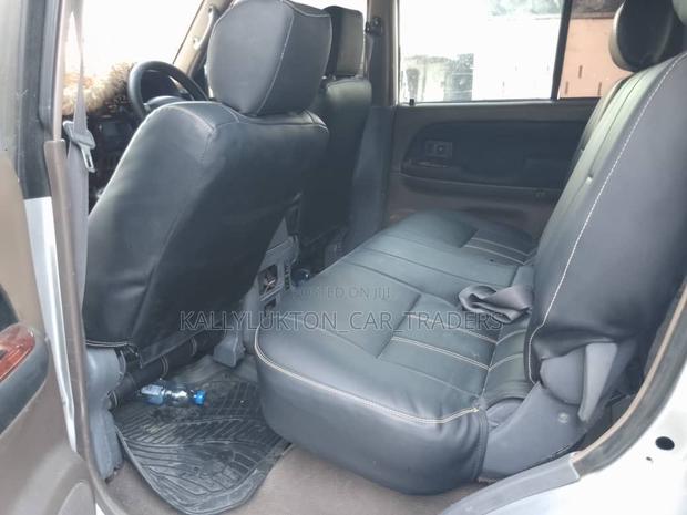 Toyota Land Cruiser Prado 2005 Silver
