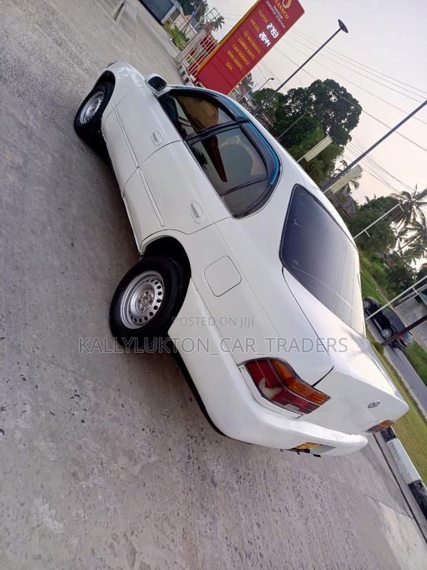 Toyota Corona 1997 White