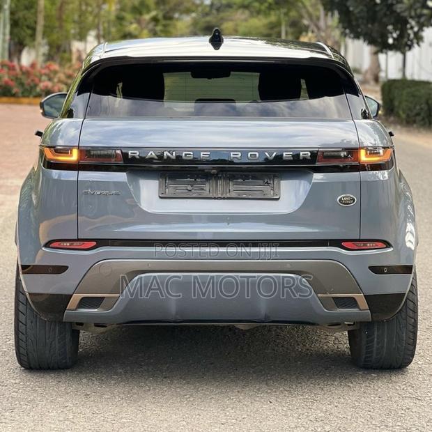 Land Rover Range Rover Evoque R-Dynamic SE AWD 2020 Gray