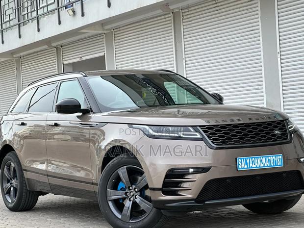 Land Rover Range Rover Velar 2018 Gold