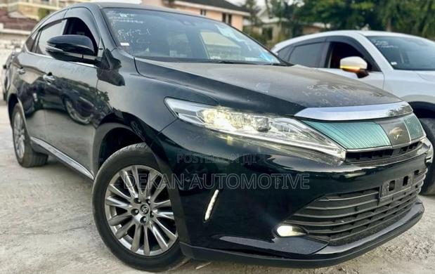Toyota Harrier 2.0 Turbo 2018 Black