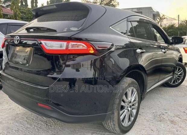 Toyota Harrier 2.0 Turbo 2018 Black