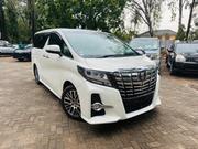 Toyota Alphard 2.4 Petrol FWD 2015 White for sale