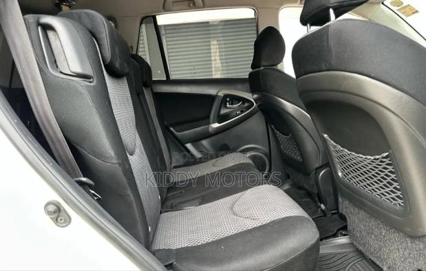 Toyota RAV4 2008 White