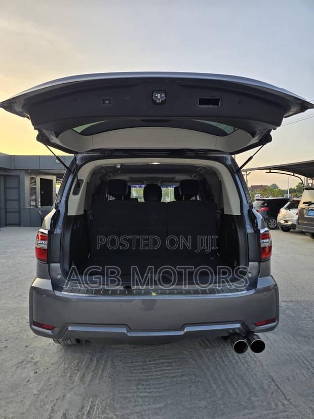 Nissan Patrol 2018 Gray