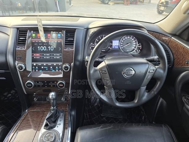 Nissan Patrol 2018 Gray