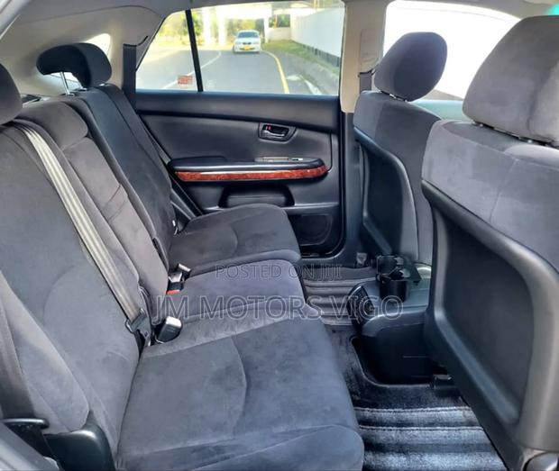 Toyota Harrier 2.4 2004 Silver