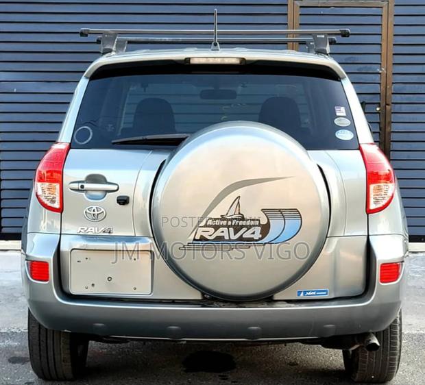 Toyota RAV4 2007 Green