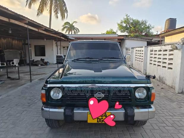 Nissan Patrol 2007 Green
