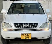 Toyota Harrier 2003 Pearl for sale