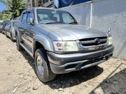 Toyota Hilux 2.5 Cab 2005 Gray for sale