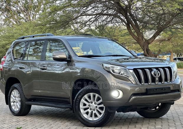Toyota Land Cruiser Prado 3.0 D-4D (172 Hp) 2014 Gray