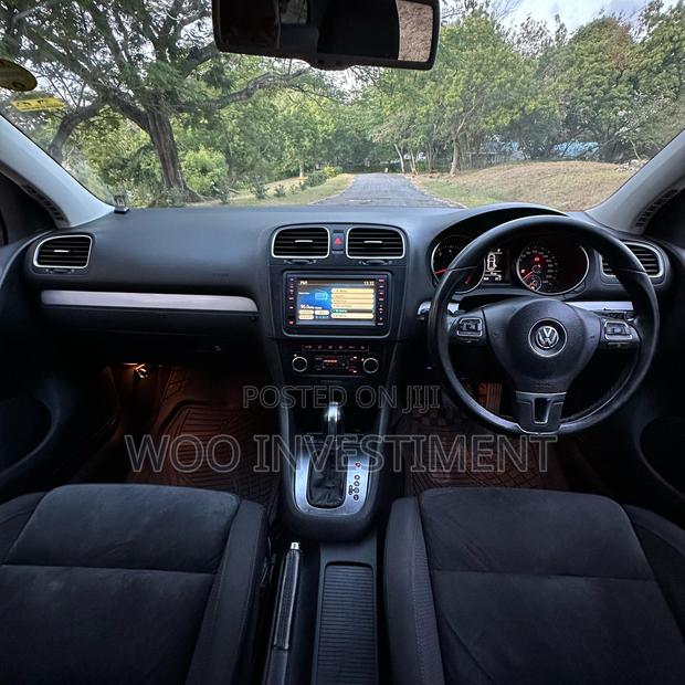 Volkswagen Golf 2012 Black