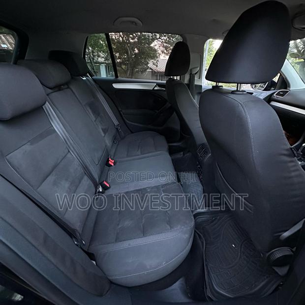 Volkswagen Golf 2012 Black