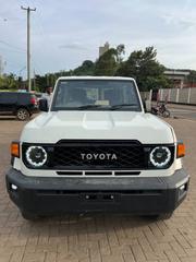 Toyota Land Cruiser 2015 White for sale