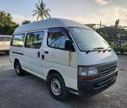 Toyota HiAce 2005 White for sale