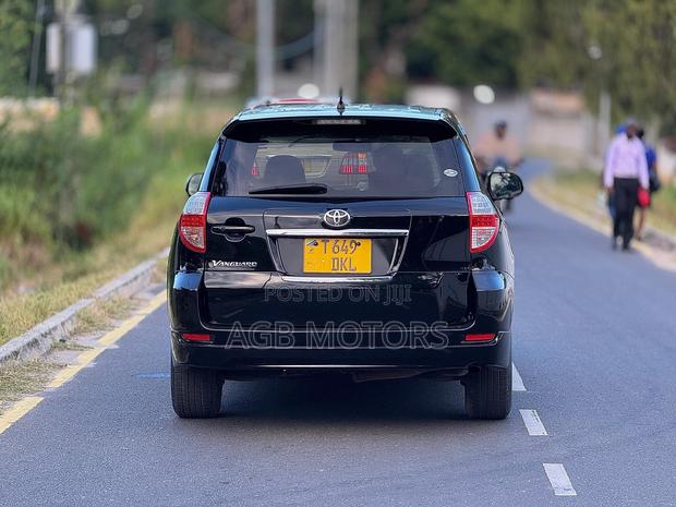 Toyota Vanguard 2008 Black