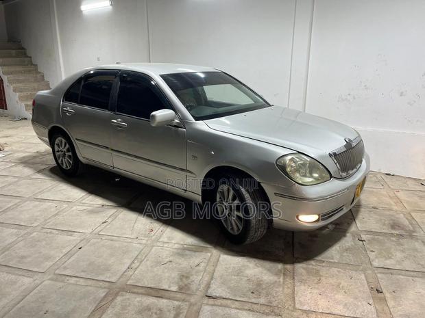 Toyota Brevis 2004 Silver